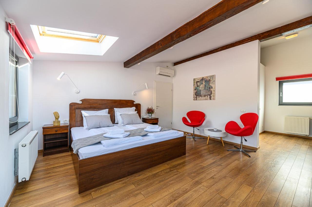 Sun Villas Accommodation Брашов Экстерьер фото