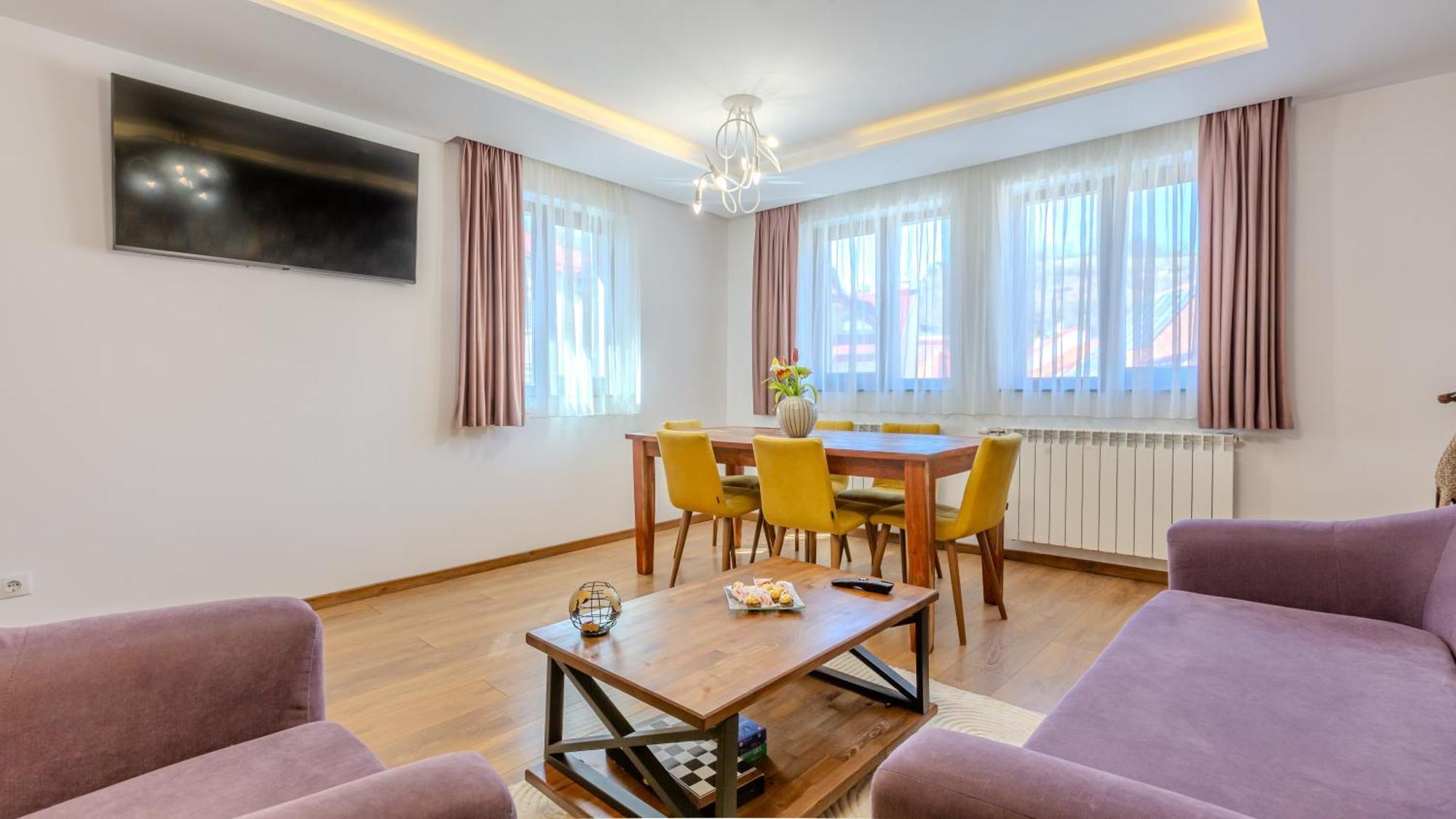 Sun Villas Accommodation Брашов Экстерьер фото