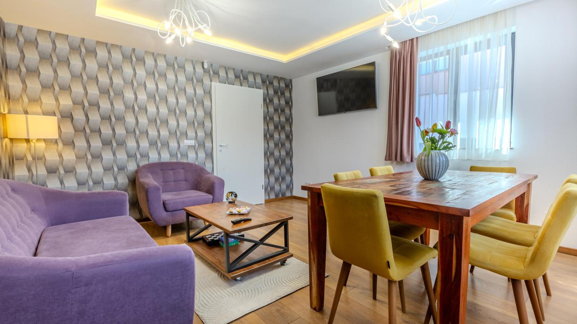 Sun Villas Accommodation Брашов Экстерьер фото